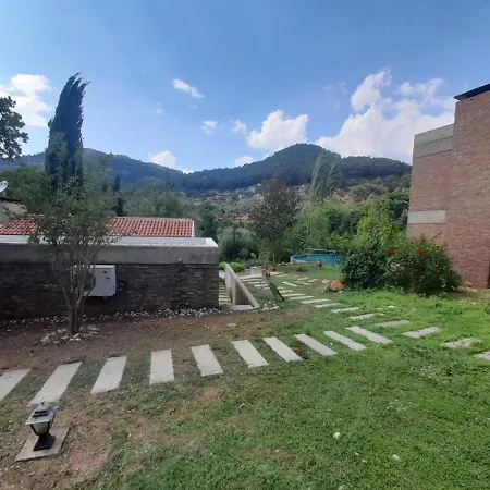 Hébergement de vacances Tlos *